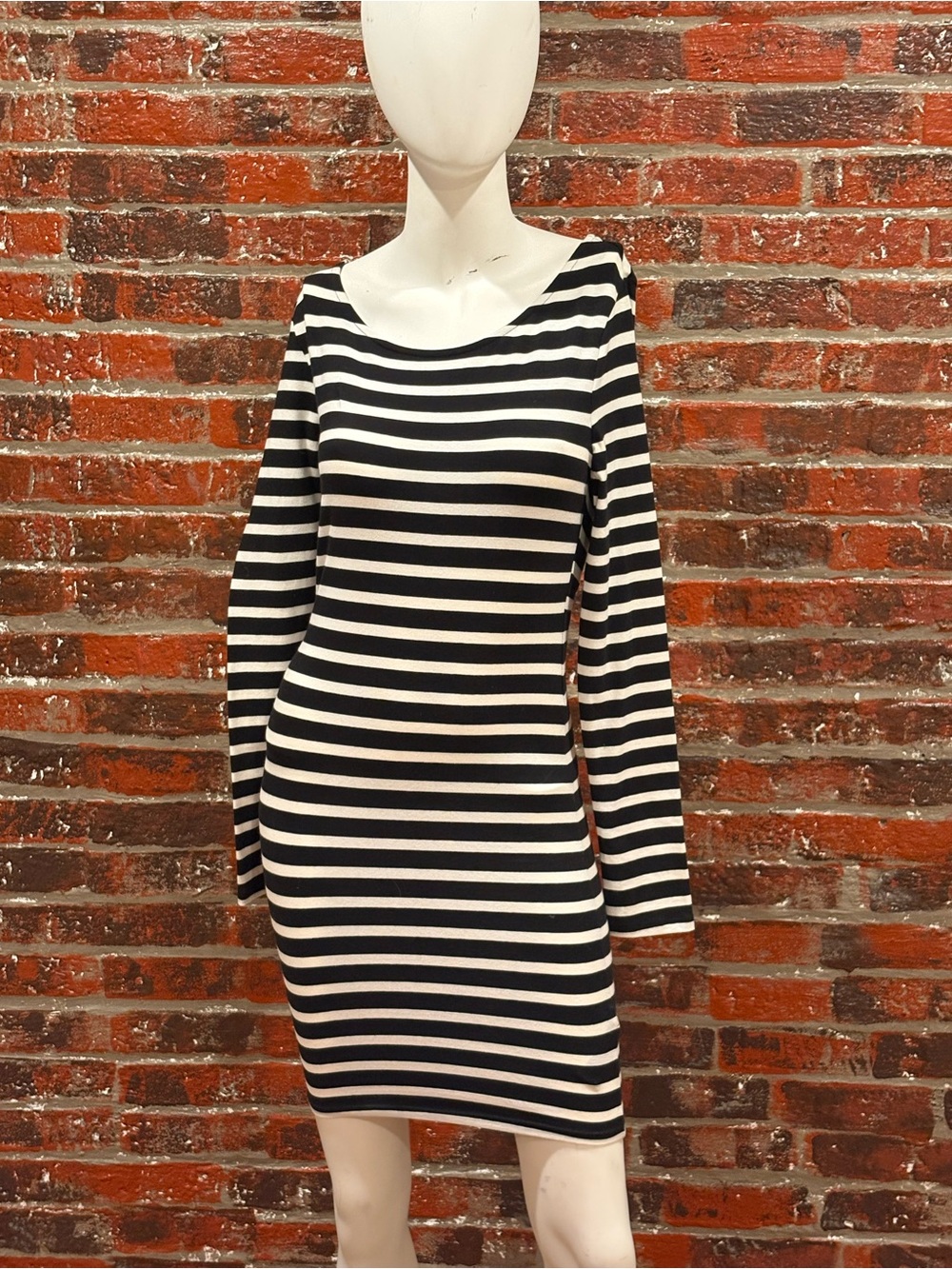 Forever 21 Black and White Striped Long-Sleeve Mini Dress